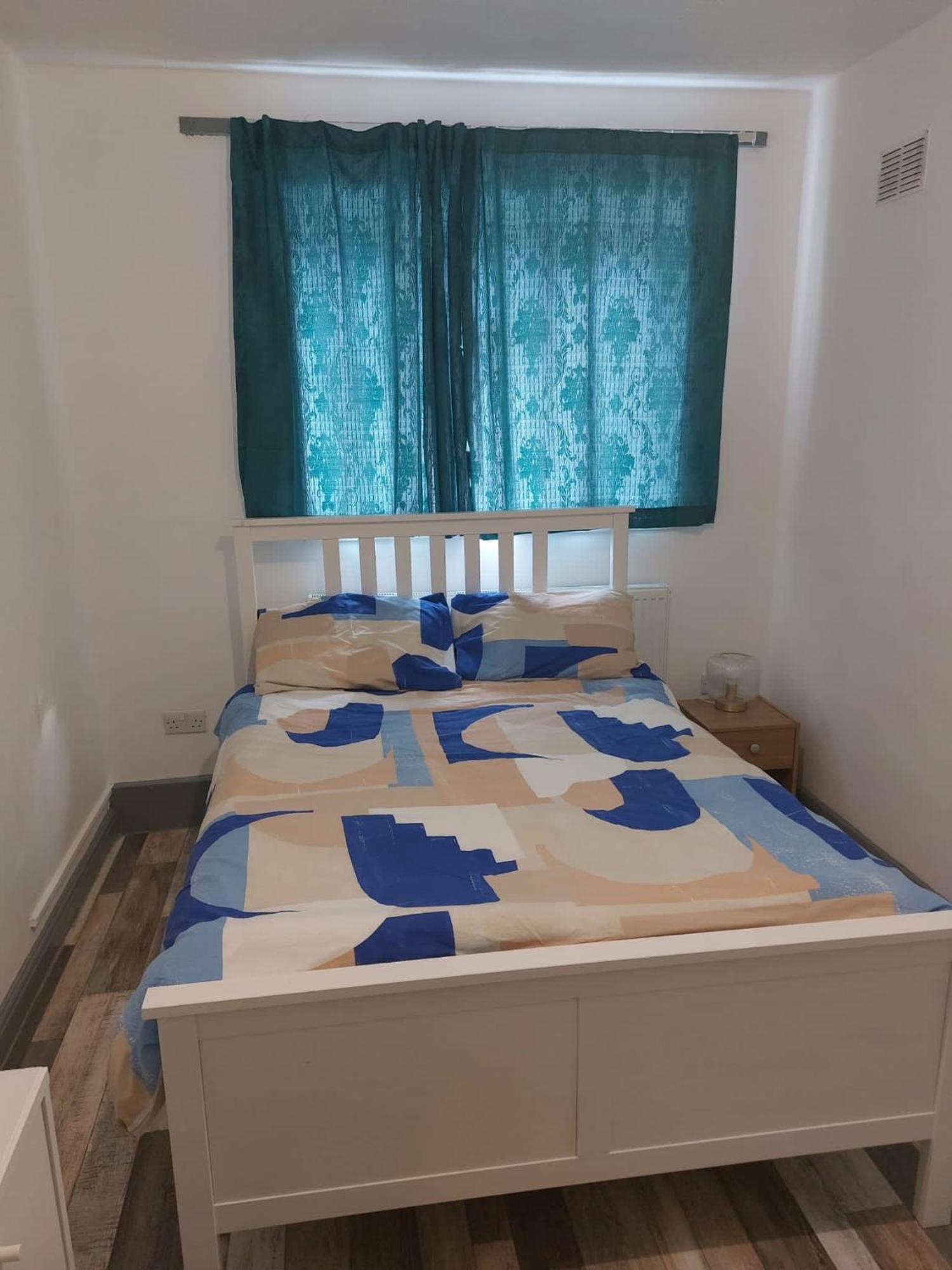 Holiday Villa ลอนดอน ภายนอก รูปภาพ
